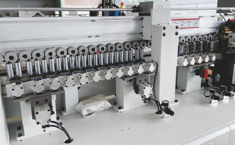 HD69 Heavy-Duty Fully Automatic High-Speed Edge Banding Machine